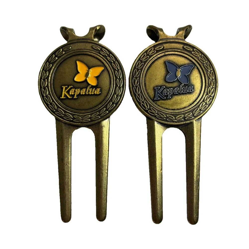 2X Vintage Kapalua Golf Club Maui Hawaii Divot Tool & Magnetic Coin Ball Marker